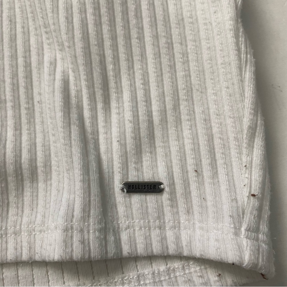 Hollister Polo Collar White Baby Tee Size L - Picture 4 of 6